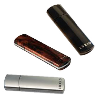 Super Talent Luxio USB Drive